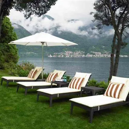 Sleeps 16 Pool Air Con Villa *